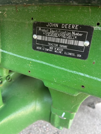 2023 John Deere 5090E Tractor