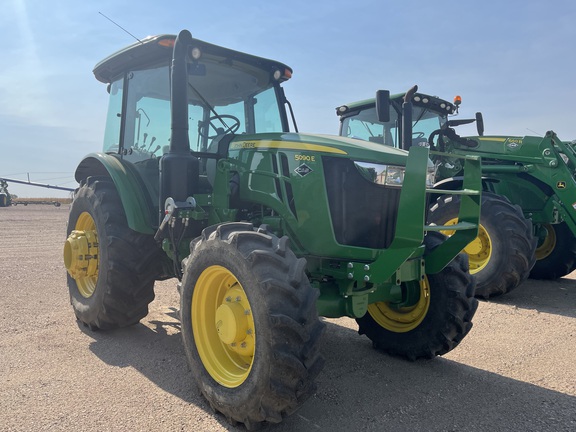 2023 John Deere 5090E Tractor