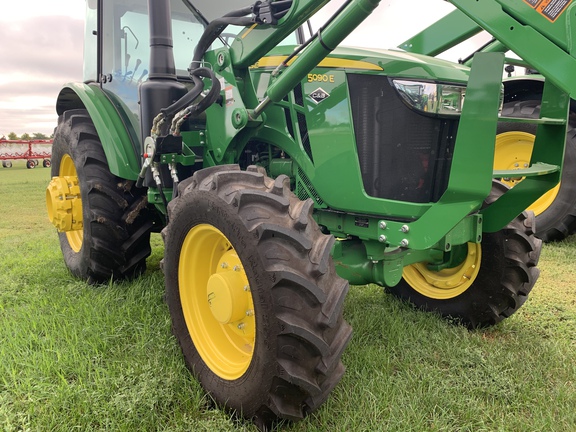 2023 John Deere 5090E Tractor