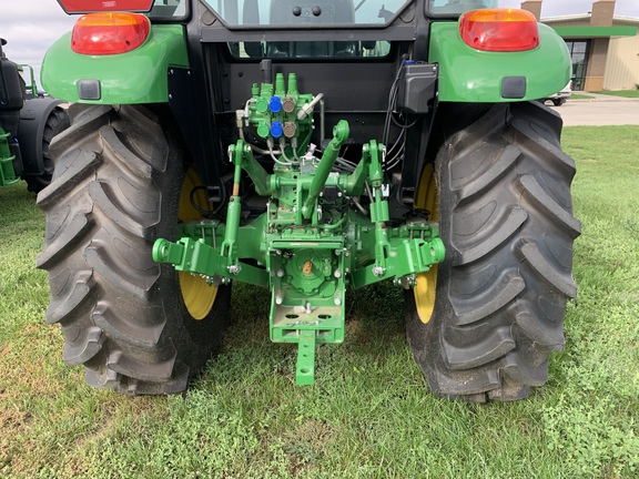 2023 John Deere 5090E Tractor