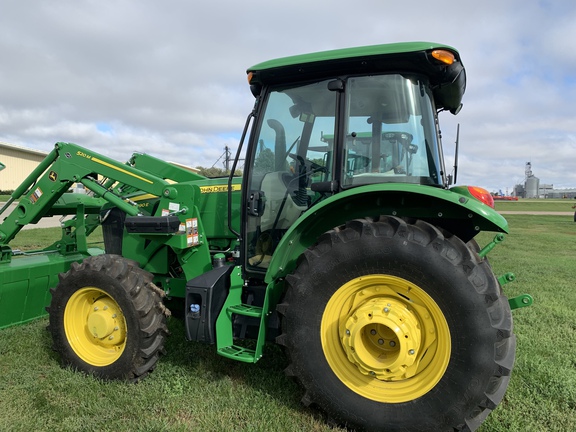 2023 John Deere 5090E Tractor