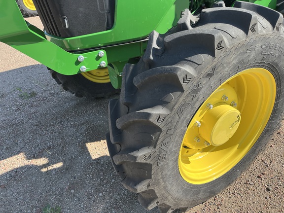 2023 John Deere 5090E Tractor