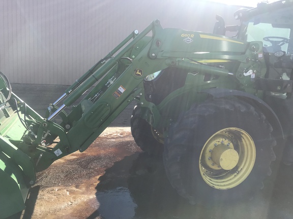 2022 John Deere 6R 155 Tractor