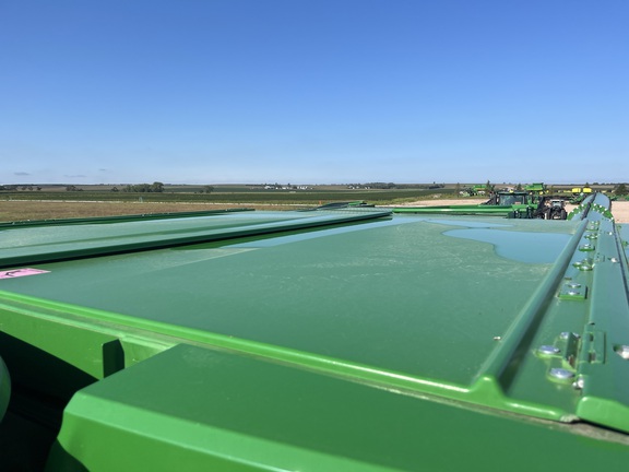 2022 John Deere S780 Combine