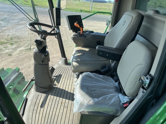 2022 John Deere S780 Combine