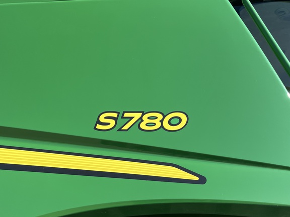 2022 John Deere S780 Combine