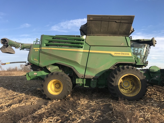 2022 John Deere X9 1000 Combine