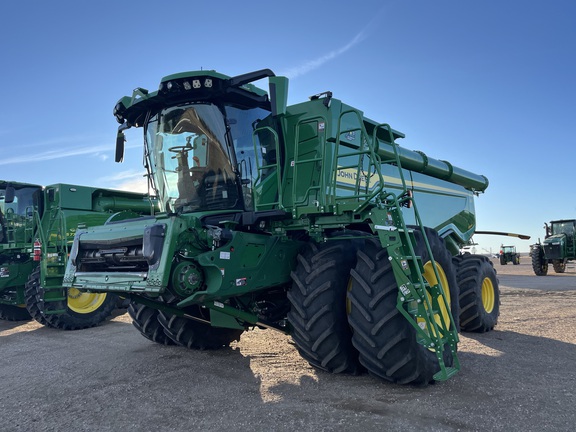 2022 John Deere X9 1000 Combine