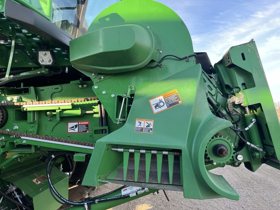 2022 John Deere X9 1000 Combine