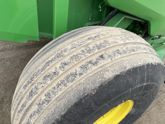 2018 John Deere 560R Baler/Round