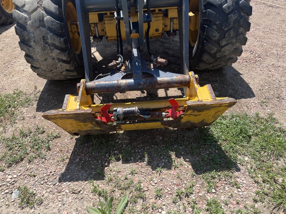 2015 John Deere 324K Compact Utility Loader