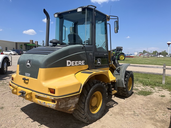 2015 John Deere 324K Compact Utility Loader