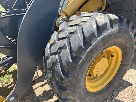 2015 John Deere 324K Compact Utility Loader