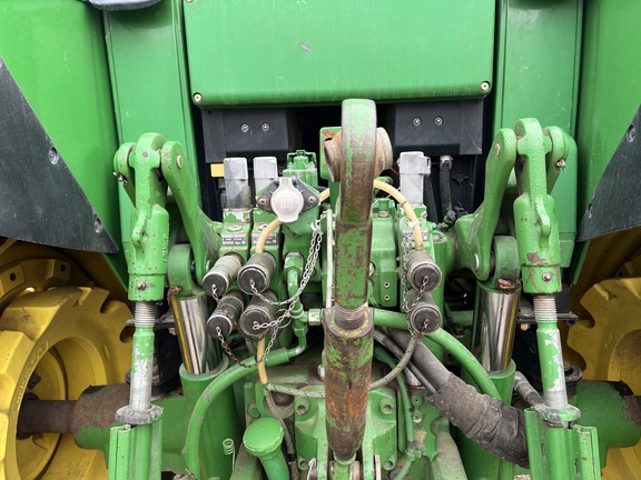 2008 John Deere 7230 Premium Tractor