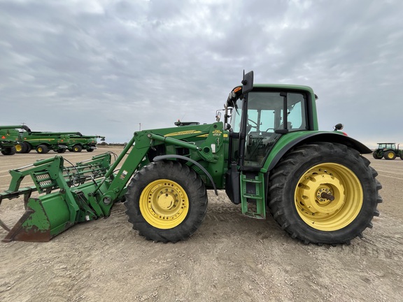 2008 John Deere 7230 Premium Tractor