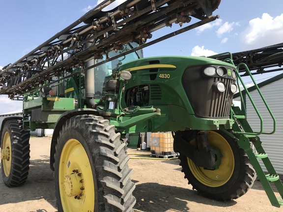 2008 John Deere 4830 Sprayer/High Clearance