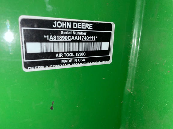 2010 John Deere 1890 Air Seeder