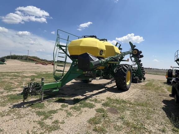 2010 John Deere 1890 Air Seeder