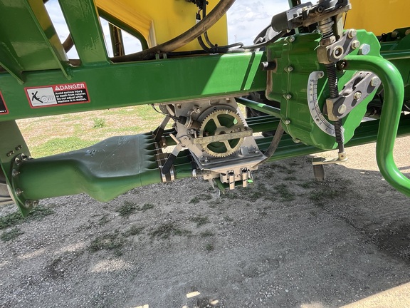 2010 John Deere 1890 Air Seeder