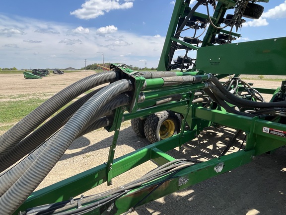 2010 John Deere 1890 Air Seeder