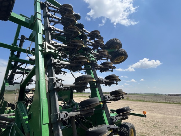 2010 John Deere 1890 Air Seeder