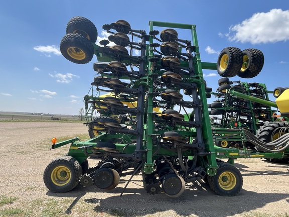 2010 John Deere 1890 Air Seeder