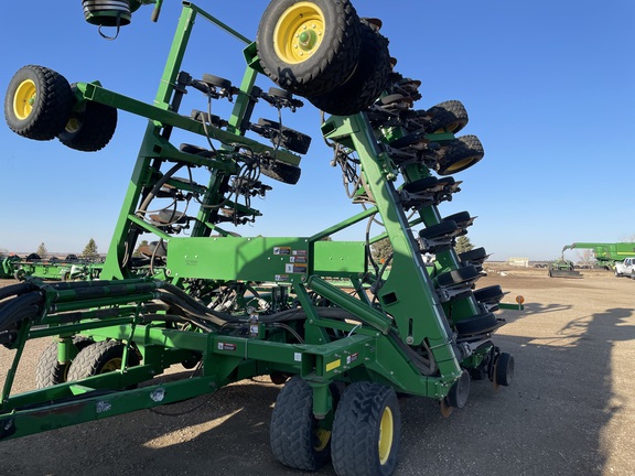 2010 John Deere 1890 Air Seeder