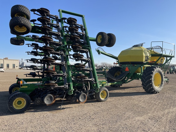 2010 John Deere 1890 Air Seeder