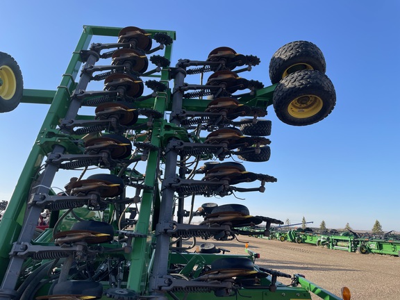 2010 John Deere 1890 Air Seeder