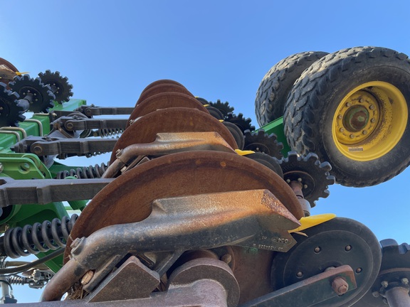 2010 John Deere 1890 Air Seeder