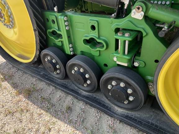 2020 John Deere 8RT 310 Tractor Rubber Track