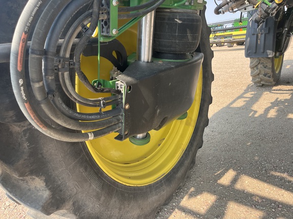 2015 John Deere R4038 Sprayer/High Clearance