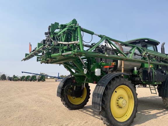 2015 John Deere R4038 Sprayer/High Clearance