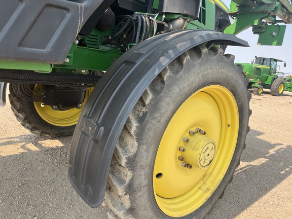 2015 John Deere R4038 Sprayer/High Clearance