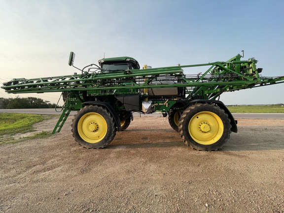 2022 John Deere 410R Sprayer/High Clearance