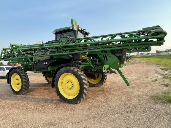 2022 John Deere 410R Sprayer/High Clearance