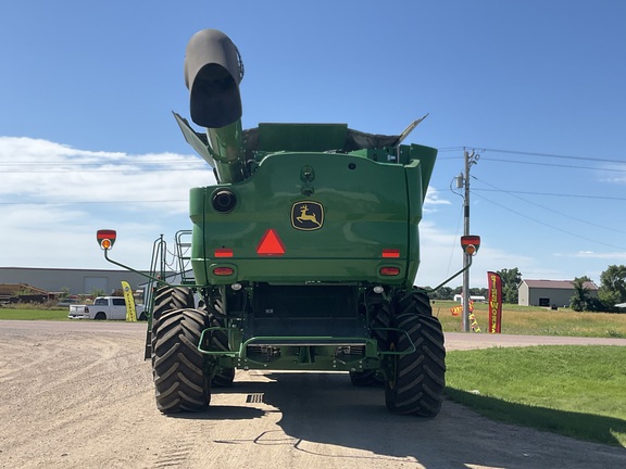2021 John Deere S780 Combine