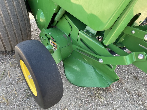 2020 John Deere 560M Baler/Round