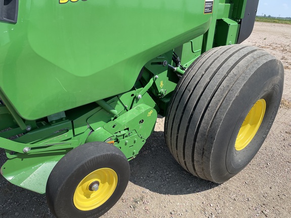 2020 John Deere 560M Baler/Round