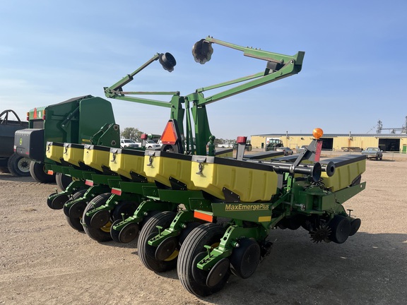 2003 John Deere 1760 Planter