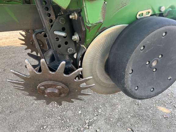 2003 John Deere 1760 Planter