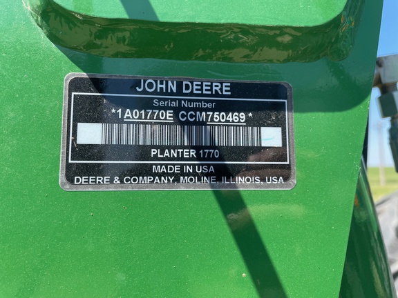 2012 John Deere 1770NT CCS Planter