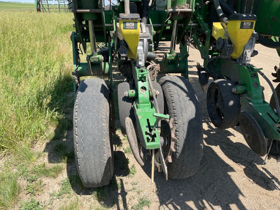 2012 John Deere 1770NT CCS Planter