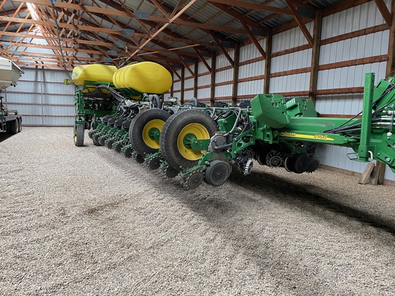 2013 John Deere 1770NT Planter