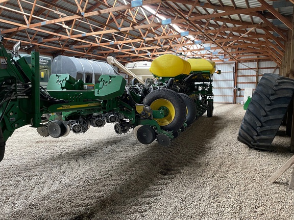 2013 John Deere 1770NT Planter