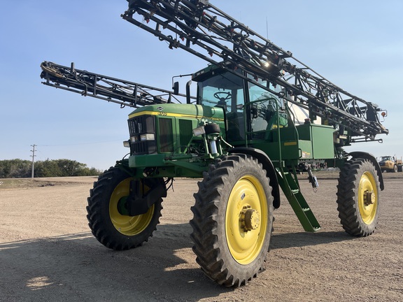 2001 John Deere 4710 Sprayer/High Clearance