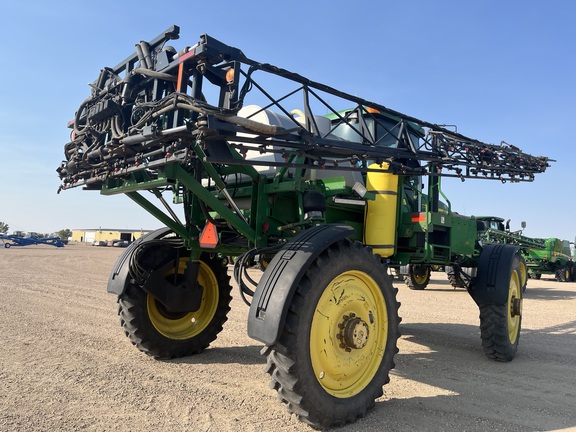 2001 John Deere 4710 Sprayer/High Clearance