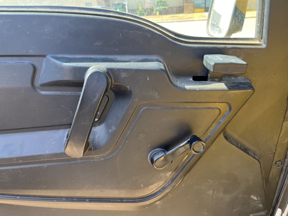 2021 John Deere XUV 835M ATV