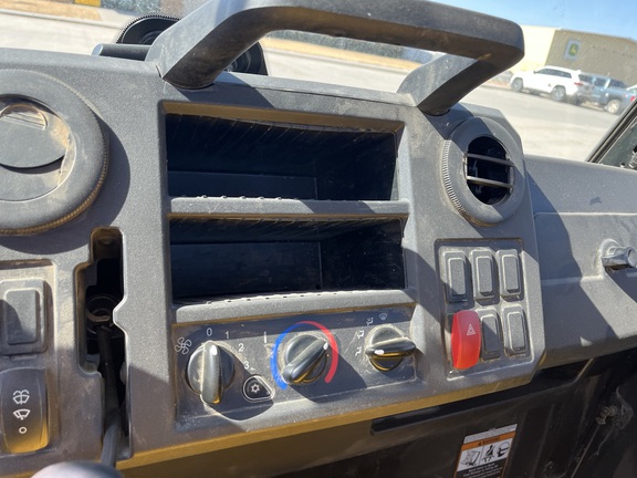 2021 John Deere XUV 835M ATV