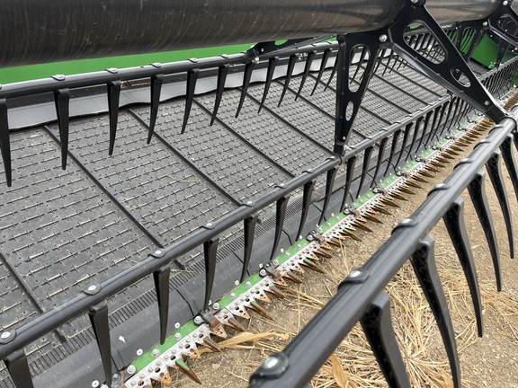 2022 John Deere HD50R Header Combine